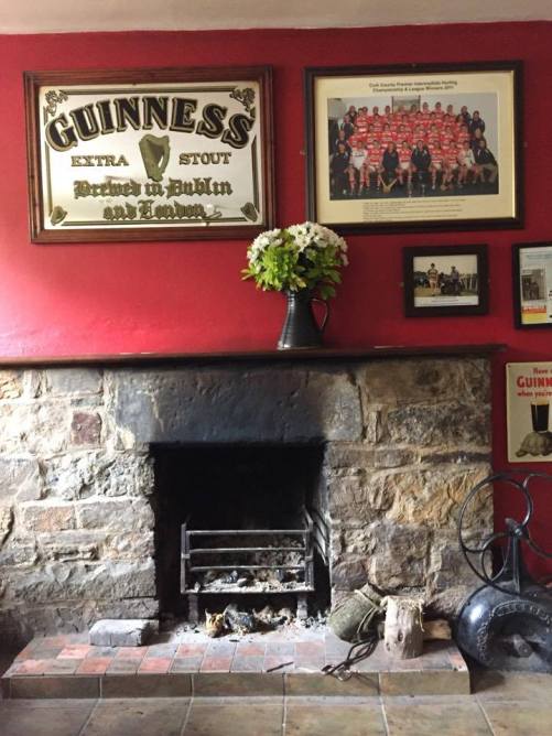 corcorans-bar-fireplace